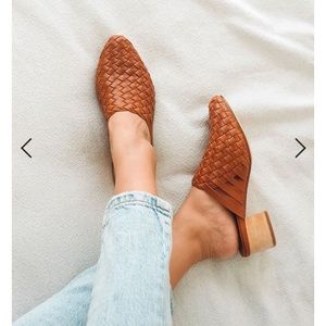 Liberte Leather Bondi Woven Mules - size 7